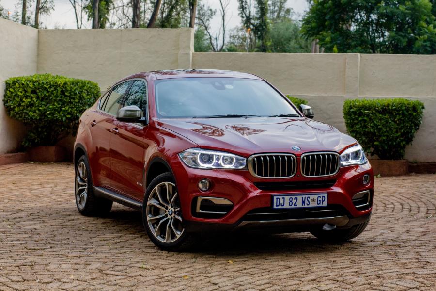  BMW X6 xDrive5.0i 2015 года  (ZA) (фото 6 из 30)